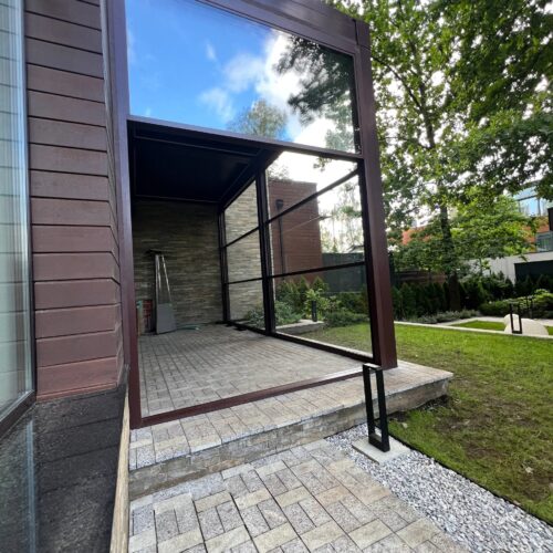 Подъемные гильотинные остекления W600. Монтаж в г.Красногорск, Московской области.